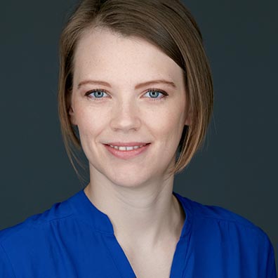 Claire, portrait professionnel réalisé chez Headshot Pro